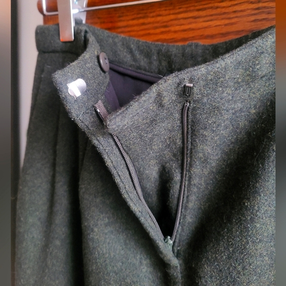 Hi-Rise Pleated Wide Leg Pants - Picture 4 of 7